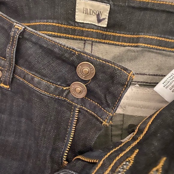 Woman’s Hudson Jeans - Picture 5 of 6